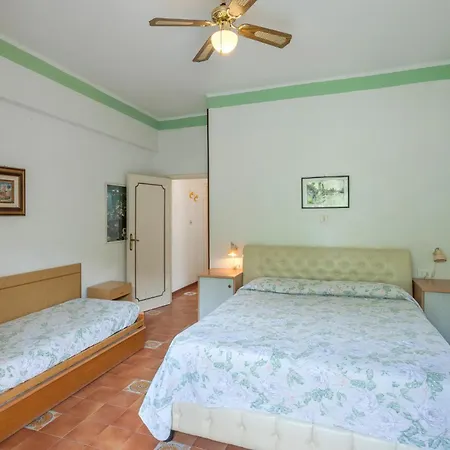 דירה 1 Bedroom Beautiful Apartment In Cattolica